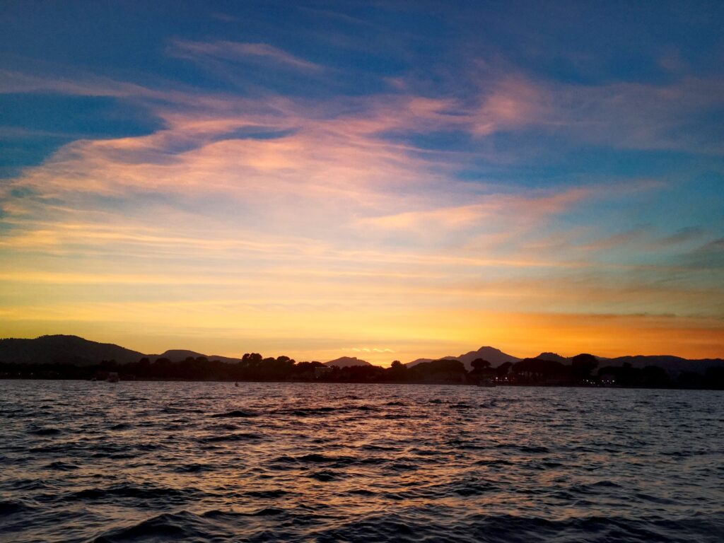 Sortie en bateau en amoureux à Hyères